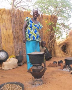 Female farmer discusses water problems in the village and develops solutions with other residents
